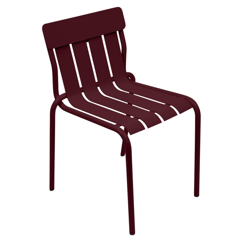 Chaise STRIPE de Fermob, Cerise noire Chaise STRIPE de Fermob, Cerise noire
