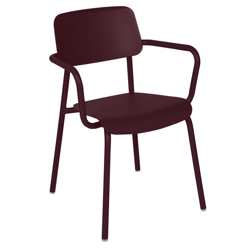 Fauteuil STUDIE de Fermob, Cerise noire Fauteuil STUDIE de Fermob, Cerise noire