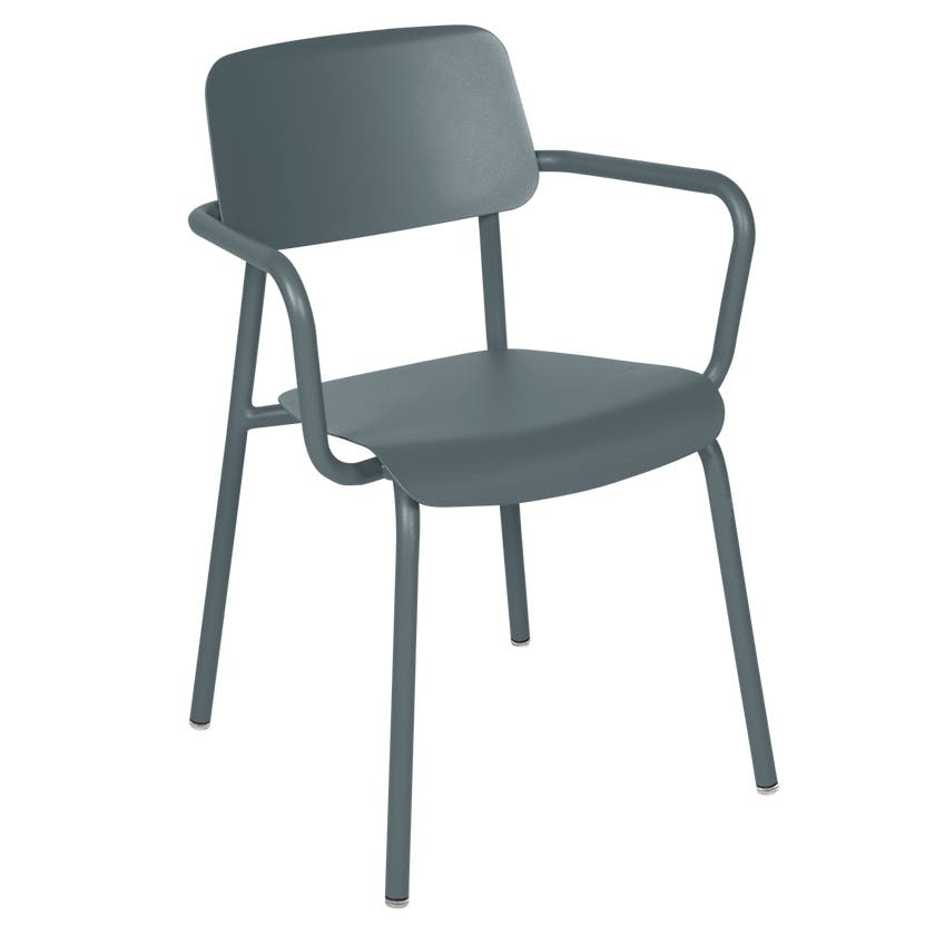 Fauteuil STUDIE de Fermob, Gris orage Fauteuil STUDIE de Fermob, Gris orage
