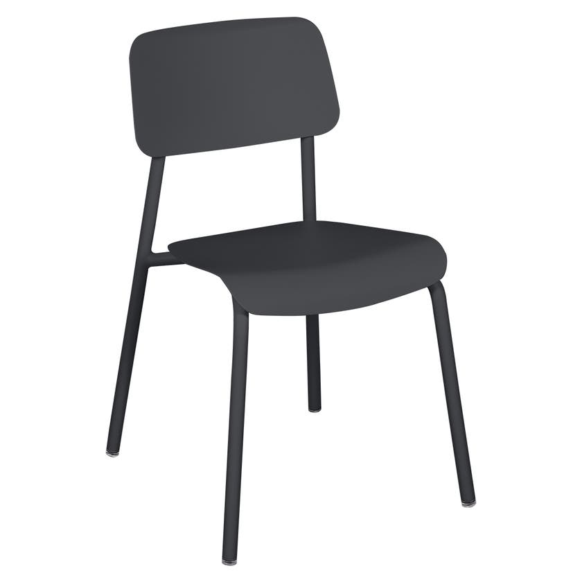 Chaise STUDIE de Fermob, Carbone Chaise STUDIE de Fermob, Carbone