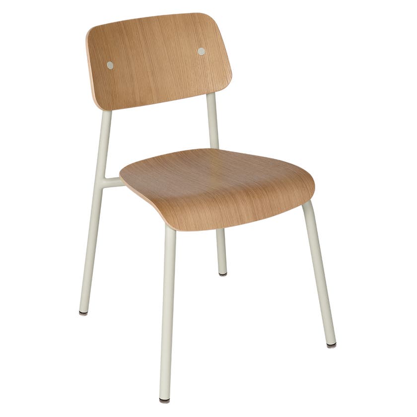 Chaise chêne STUDIE de Fermob, Gris argile Chaise chêne STUDIE de Fermob, Gris argile