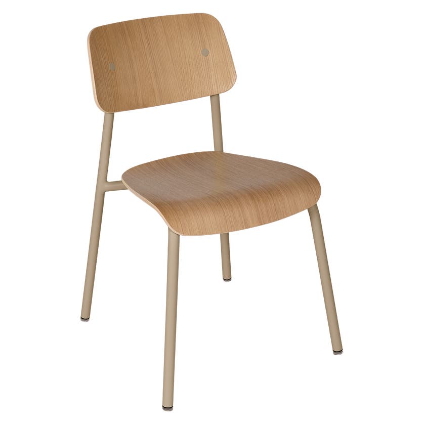 Chaise chêne STUDIE de Fermob, Muscade Chaise chêne STUDIE de Fermob, Muscade