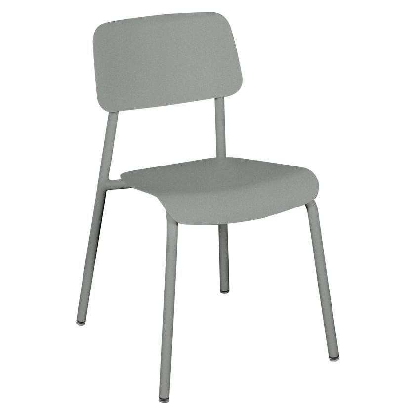 Chaise STUDIE de Fermob, Gris lapilli Chaise STUDIE de Fermob, Gris lapilli