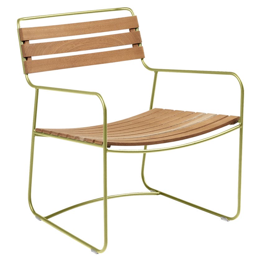 Fauteuil bas SURPRISING TECK de Fermob, Vert tilleul Fauteuil bas SURPRISING TECK de Fermob, Vert tilleul