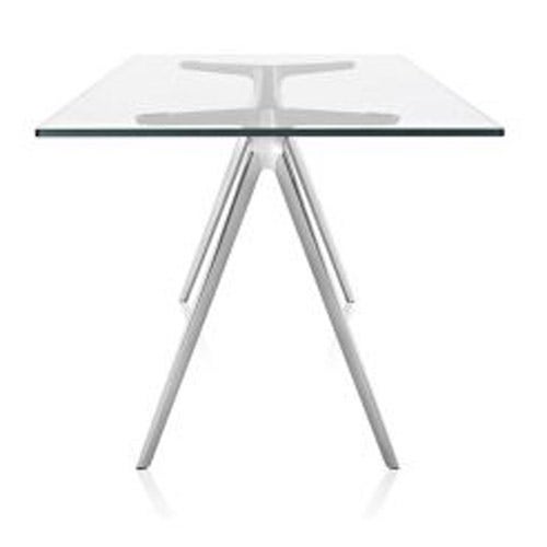 Table BAGUETTE de Magis, 85 x 205 cm, Pieds aluminium, Plateau verre Table BAGUETTE de Magis, 85 x 205 cm, Pieds aluminium, Plateau verre