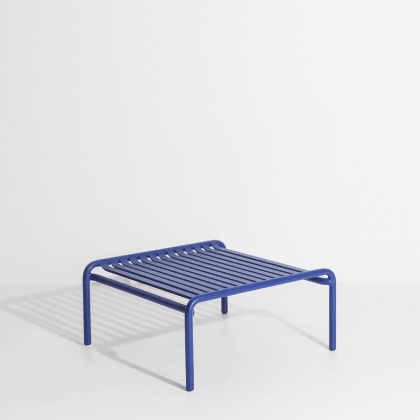Table basse WEEK-END de Petite Friture, Bleu outremer Table basse WEEK-END de Petite Friture, Bleu outremer