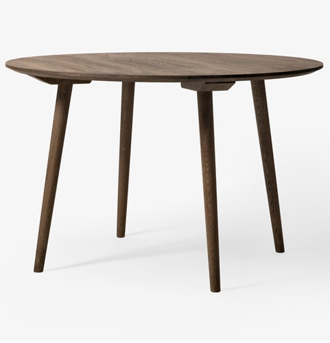 TABLE IN BETWEEN SK4, D.120, Chêne fumé de &TRADITION