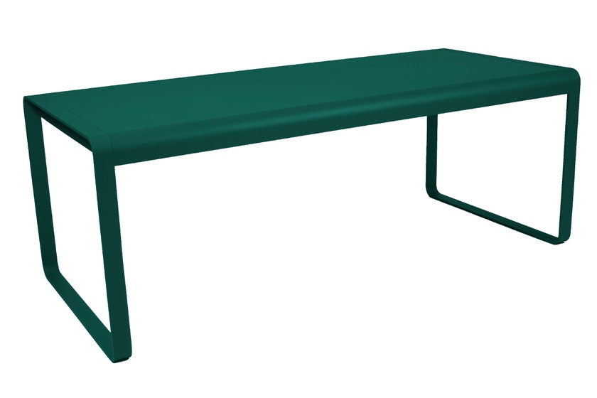 Table BELLEVIE de Fermob cèdre Table BELLEVIE de Fermob cèdre