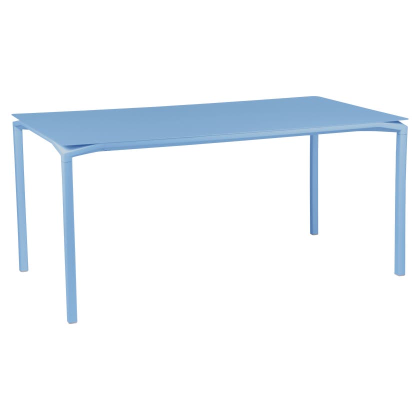 Table CALVI de Fermob, 160 x 80 cm, Bleu maya Table CALVI de Fermob, 160 x 80 cm, Bleu maya