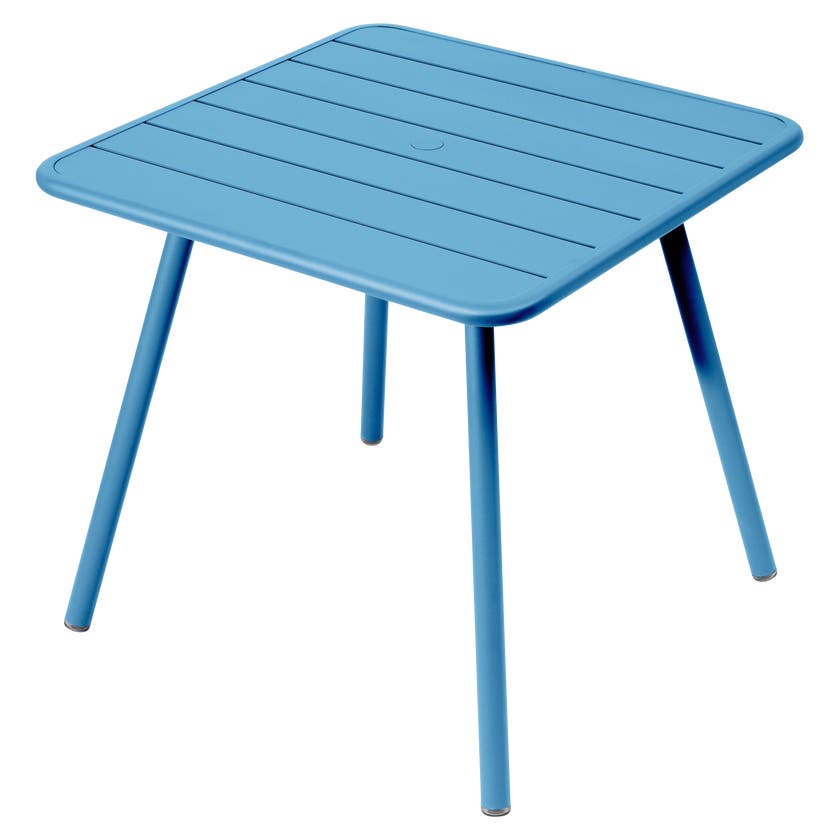 Table carrée 4 pieds LUXEMBOURG de Fermob, Bleu maya Table carrée 4 pieds LUXEMBOURG de Fermob, Bleu maya