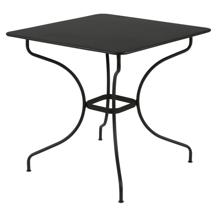 Table carrée OPÉRA de Fermob noir réglisse Table carrée OPÉRA de Fermob noir réglisse