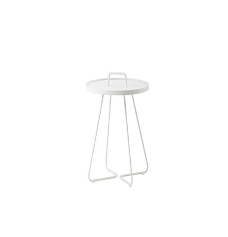 Table d'appoint ONE THE MOVE de Cane-line, Petite, blanc