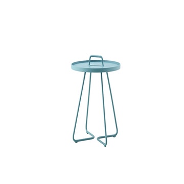 Table d'appoint ONE THE MOVE de Cane-line, Petite, bleu