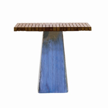 Table INOUT 35 de Gervasoni , Pied céramique bleu, Plateau teck 99 x 99 cm