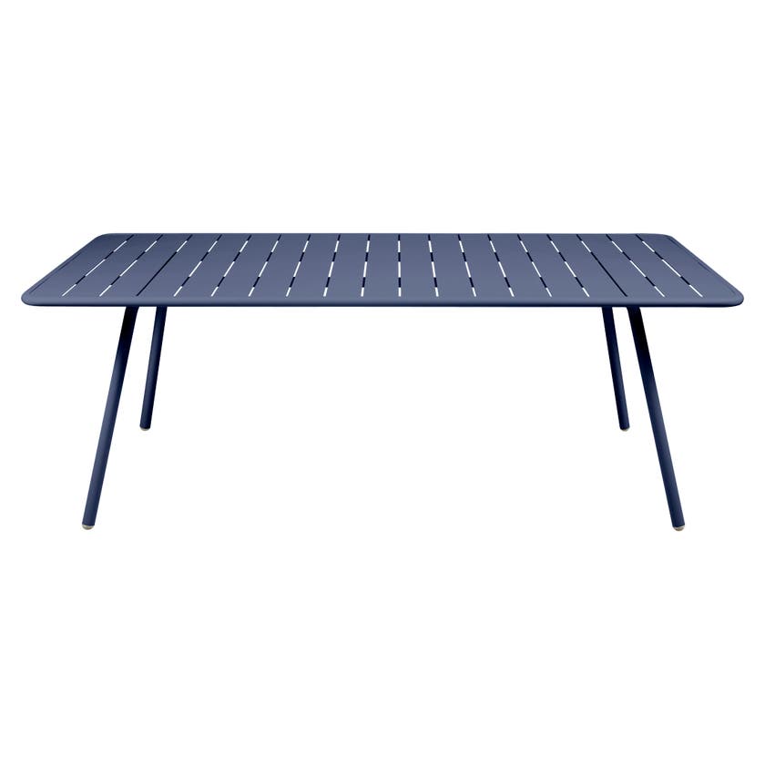 Table LUXEMBOURG pour 8 personnes de Fermob, Bleu abysse Table LUXEMBOURG pour 8 personnes de Fermob, Bleu abysse