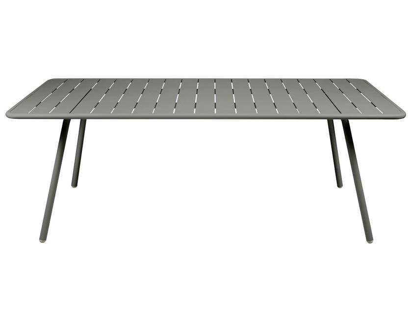Table LUXEMBOURG pour 8 personnes de Fermob Romarin Table LUXEMBOURG pour 8 personnes de Fermob Romarin