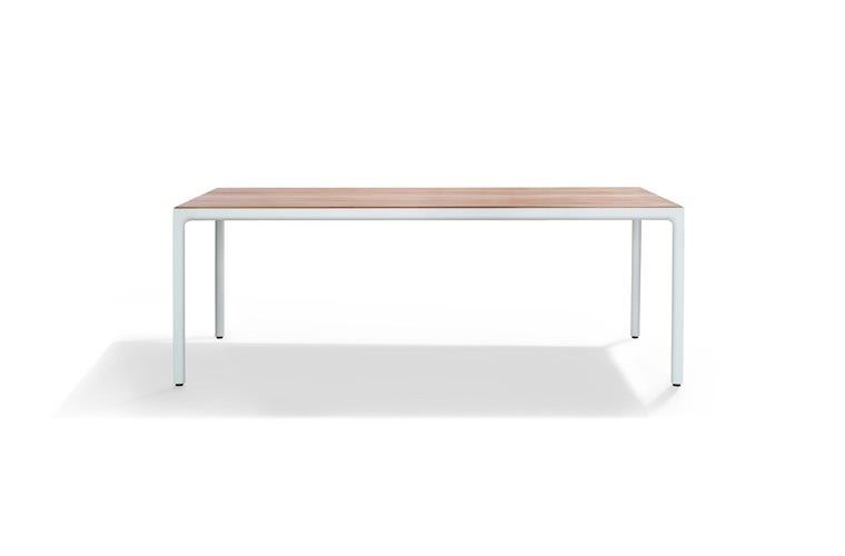 Table rectangulaire ILLUM de Tribù, Teck Table rectangulaire ILLUM de Tribù, Teck