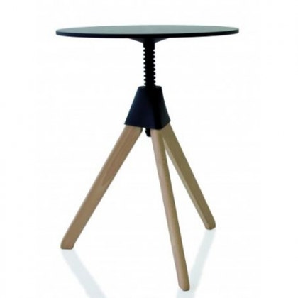 Table TOPSY de Magis, Naturel et noir Table TOPSY de Magis, Naturel et noir