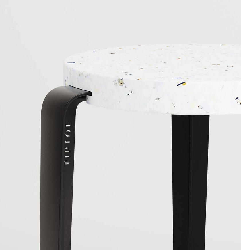 Tabouret LOU - plastique recyclé Venezia - Noir Graphite