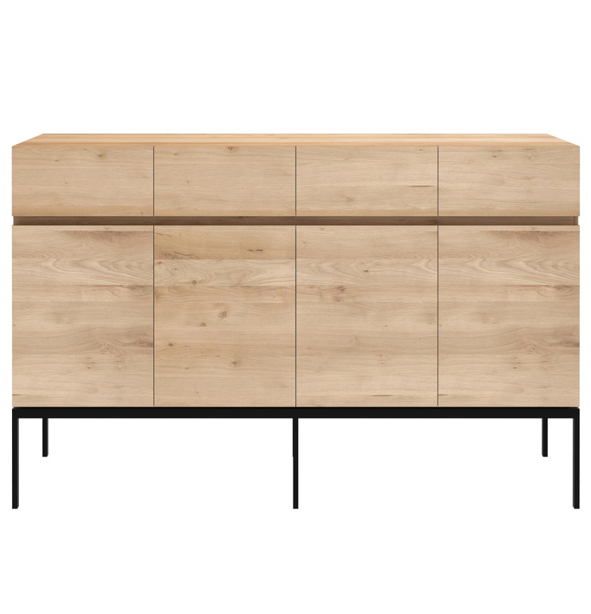 Buffet LIGNA d'Ethnicraft, Pied métal noir, 4 portes, Chêne