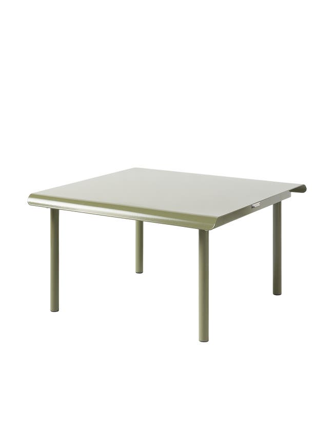 Table basse PATIO de Tolix, 75 x 75 cm, Vert jonc Table basse PATIO de Tolix, 75 x 75 cm, Vert jonc