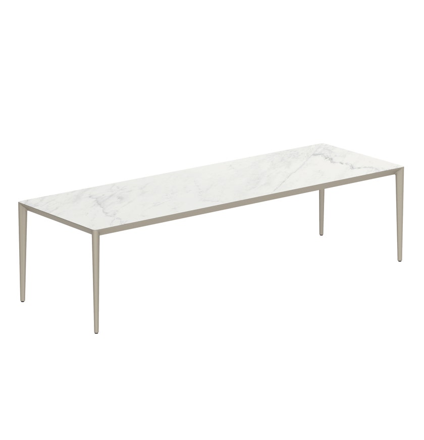 Table de jardin U-NIT 300 x 100 de Royal Botania, Pieds aluminium sable, Plateau céramique finition marbre blanc (BS)